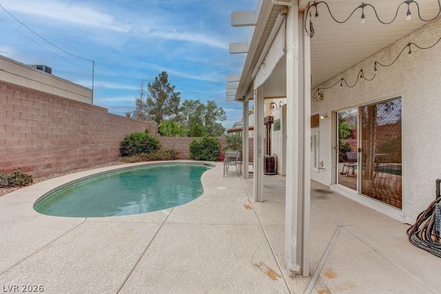 7769 Tattersall Flag Street, Las Vegas, NV 89139