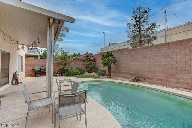 7769 Tattersall Flag Street, Las Vegas, NV 89139