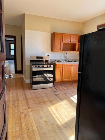 11944 S Perry Avenue, Chicago, IL 60628