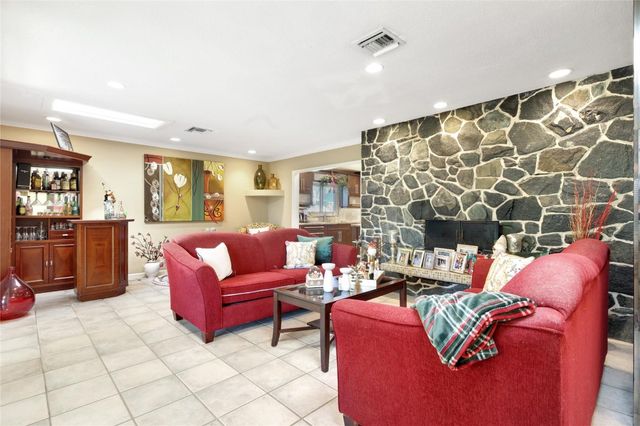 4631 SW 30th Way, Fort Lauderdale, FL 33312