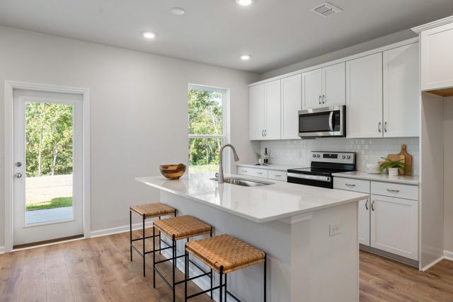 77 Birdie Way, Goose Creek, SC 29445