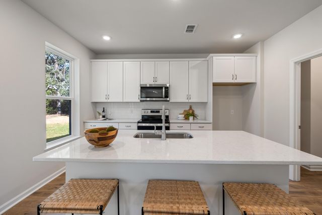77 Birdie Way, Goose Creek, SC 29445