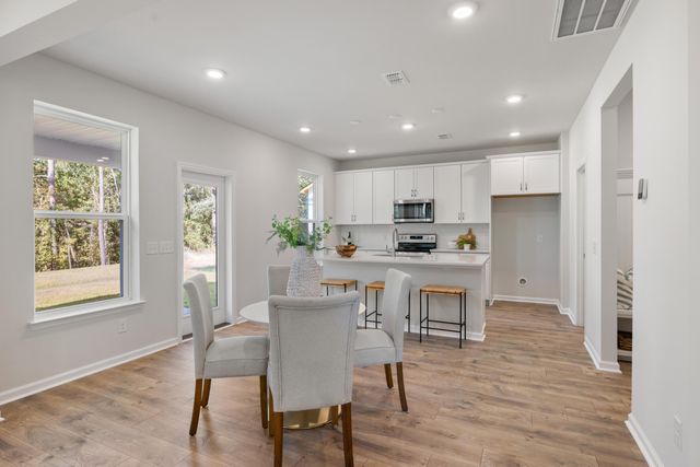 77 Birdie Way, Goose Creek, SC 29445