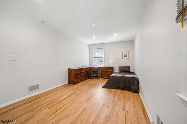 3 Carol Ct, Cranford Twp., NJ 07016