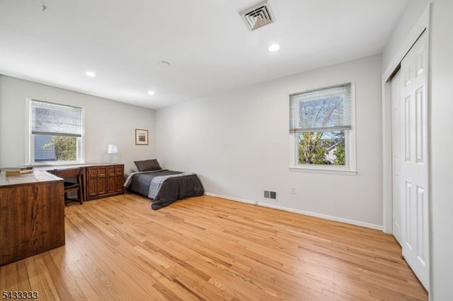 3 Carol Ct, Cranford Twp., NJ 07016
