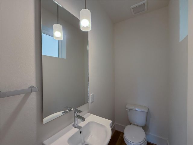 879 Rachel Street F, Houston, TX 77091