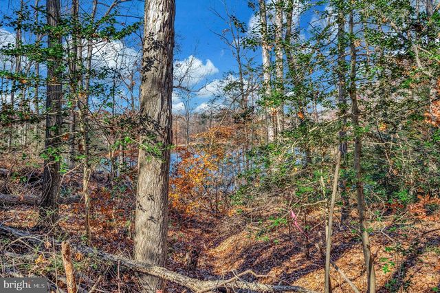 20 GENEVIEVE CT, Fredericksburg, VA 22406