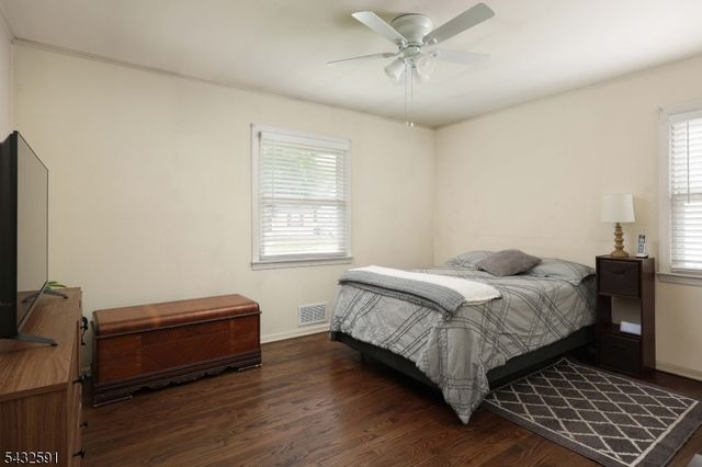 481 Albermarle St, Rahway City, NJ 07065