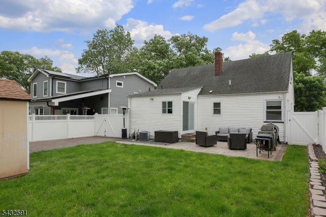 481 Albermarle St, Rahway City, NJ 07065