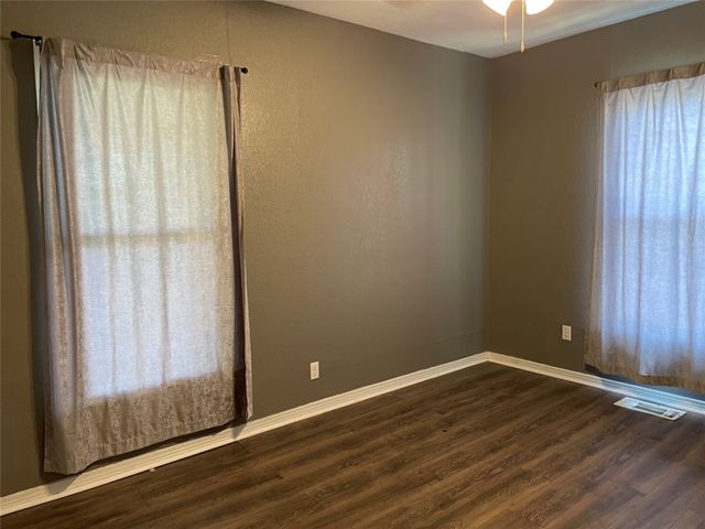 1115 W Lamar Street, Sherman, TX 75092