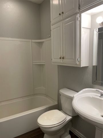 1115 W Lamar Street, Sherman, TX 75092