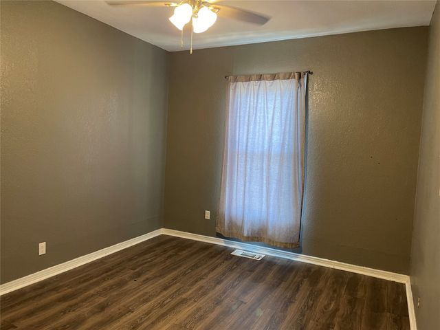 1115 W Lamar Street, Sherman, TX 75092