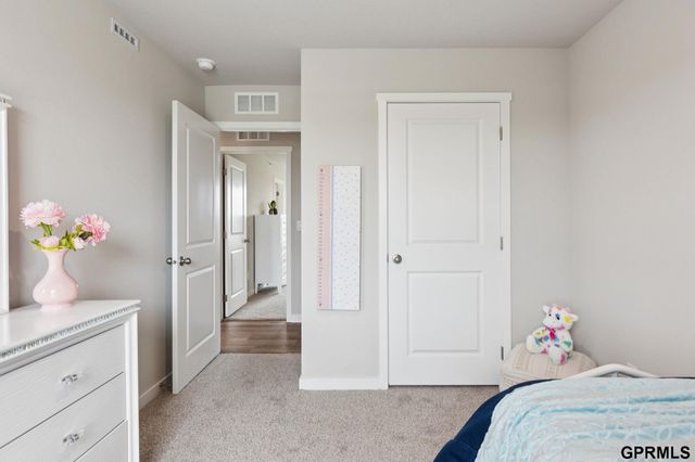 16518 Clay Street, Bennington, NE 68007