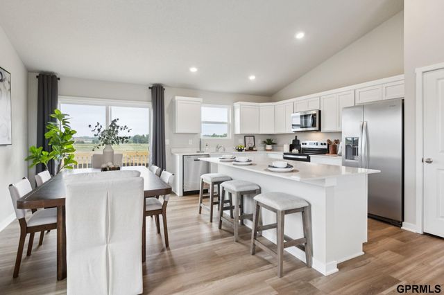16518 Clay Street, Bennington, NE 68007