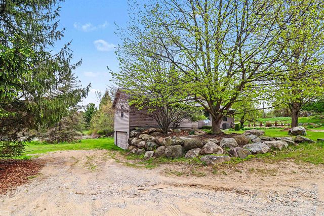 8978 Hidden Lake Drive, Deerfield Twp, MI 48855