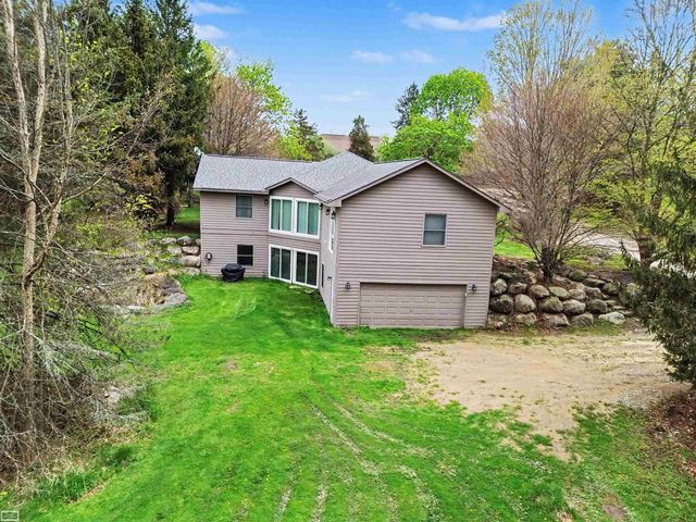 8978 Hidden Lake Drive, Deerfield Twp, MI 48855