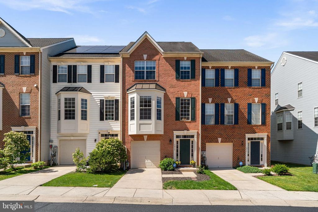 Image 1 of property listing at 1013 RAILBED DR, Odenton, MD 21113