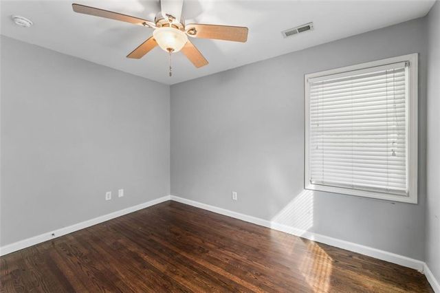 8549 Wornall Road, Kansas City, MO 64114
