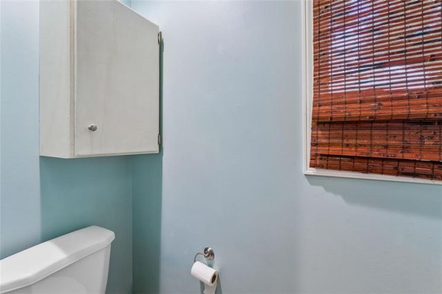 8549 Wornall Road, Kansas City, MO 64114