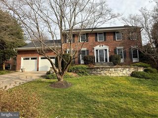 7425 ROYAL DOMINION DR, Bethesda, MD 20817