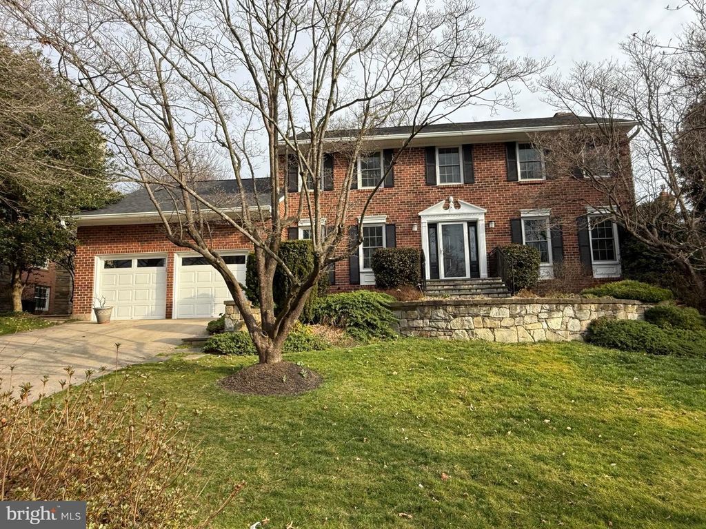 7425 ROYAL DOMINION DR, Bethesda, MD 20817