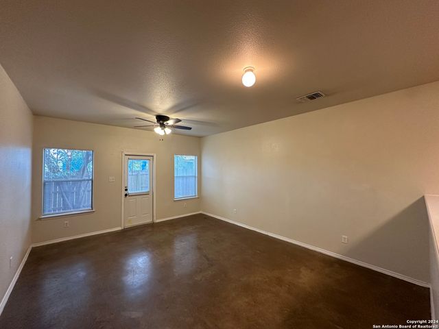7303 Longing Trl Apt 2, San Antonio, TX 78244