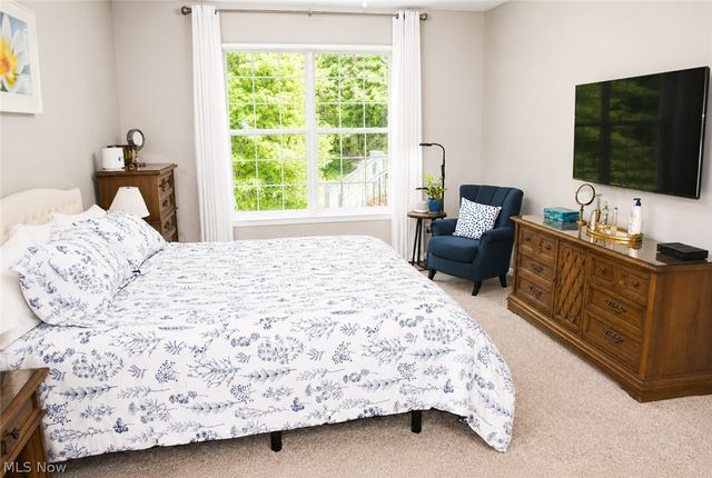 6616 Amber Way, North Ridgeville, OH 44039