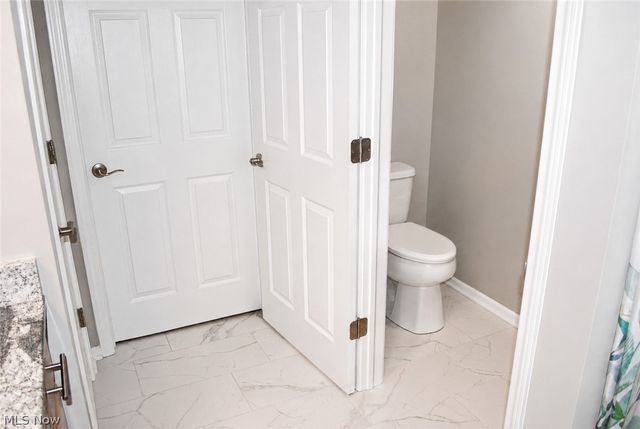 6616 Amber Way, North Ridgeville, OH 44039