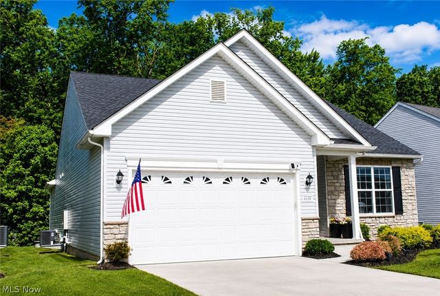 6616 Amber Way, North Ridgeville, OH 44039