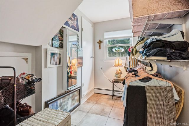 411 8th Street, Bohemia, NY 11716