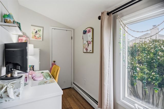 411 8th Street, Bohemia, NY 11716