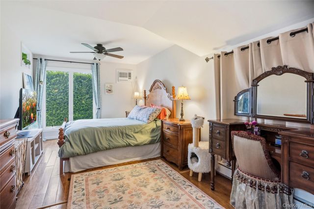 411 8th Street, Bohemia, NY 11716