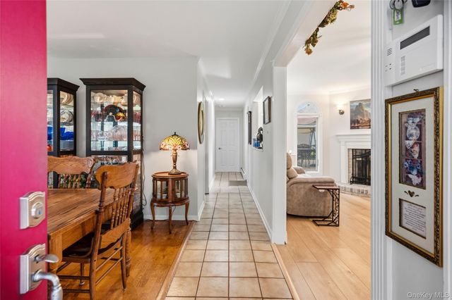 411 8th Street, Bohemia, NY 11716