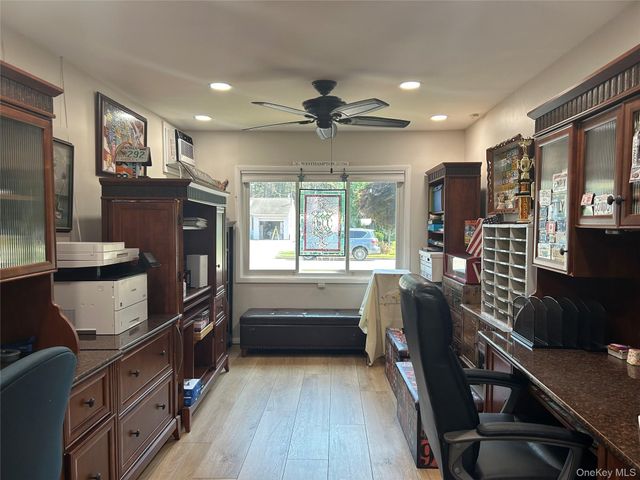 411 8th Street, Bohemia, NY 11716