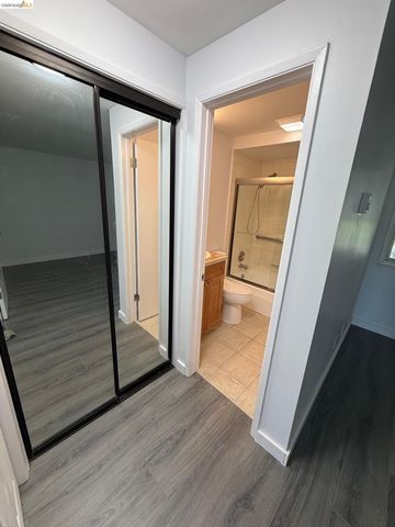 4057 Brant St 8, San Diego, CA 92103