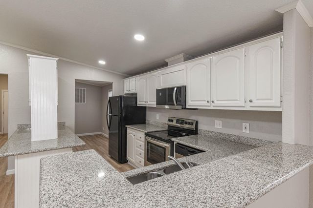 10210 Berrypatch Lane, Tomball, TX 77375