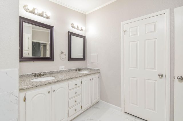 10210 Berrypatch Lane, Tomball, TX 77375