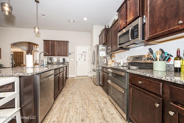 15954 Walker Farm Lane, Gulfport, MS 39503