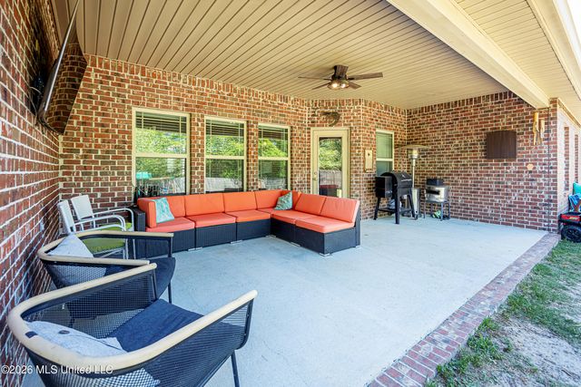 15954 Walker Farm Lane, Gulfport, MS 39503