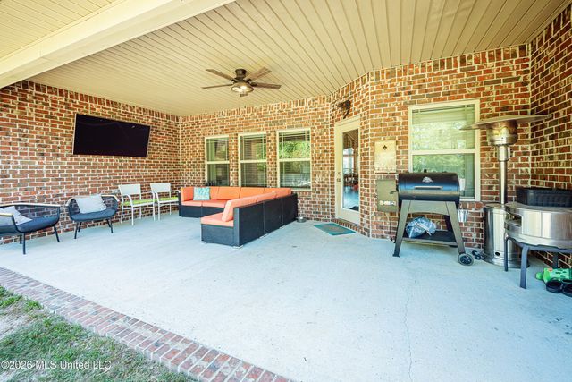 15954 Walker Farm Lane, Gulfport, MS 39503