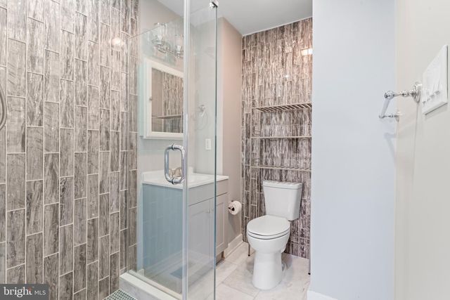 2053 MAYFLOWER DR, Woodbridge, VA 22192