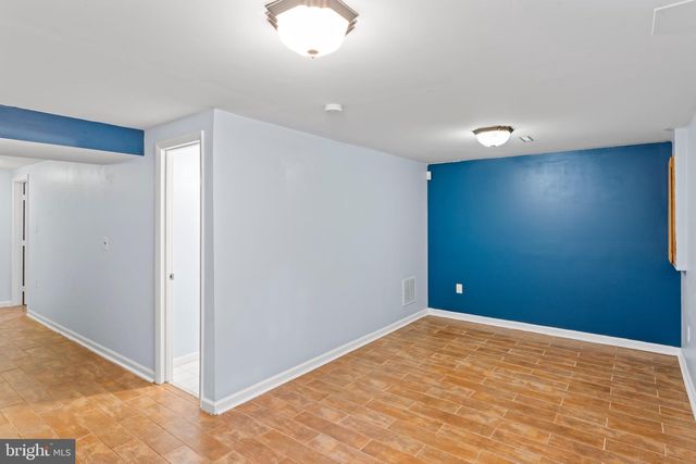 2053 MAYFLOWER DR, Woodbridge, VA 22192