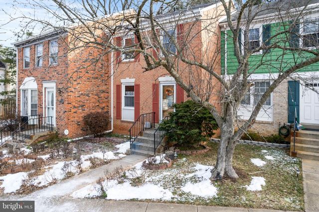 2053 MAYFLOWER DR, Woodbridge, VA 22192