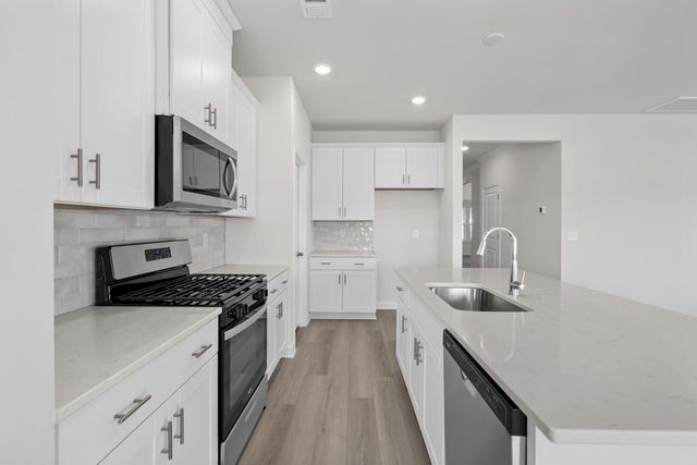 1000 Lauryn Oak Loop, Longs, SC 29568