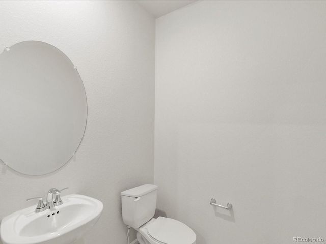 795 N Tibet Street, Aurora, CO 80018