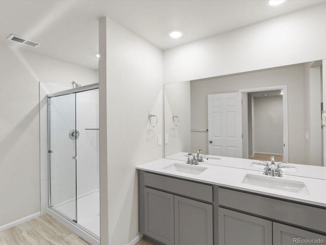 795 N Tibet Street, Aurora, CO 80018