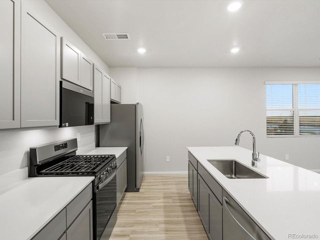 795 N Tibet Street, Aurora, CO 80018