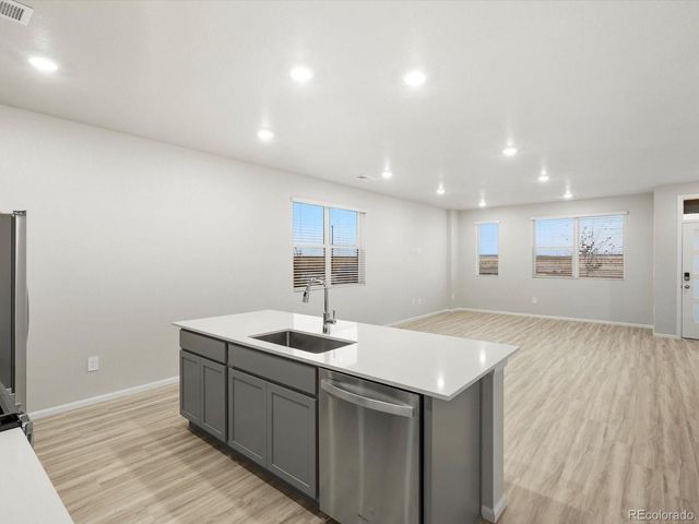 795 N Tibet Street, Aurora, CO 80018