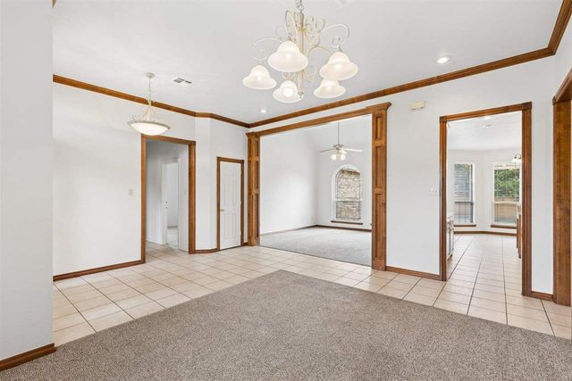 12 NW Ashbury Way, Lawton, OK 73505