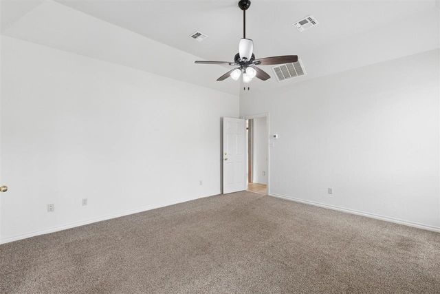 12 NW Ashbury Way, Lawton, OK 73505